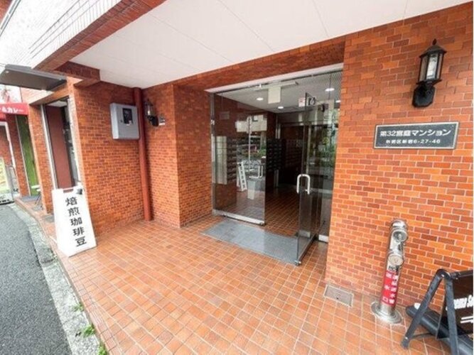 エントランス エントランス