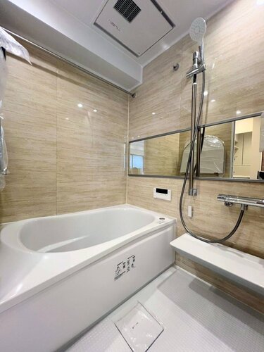 浴室　＊浴室乾燥・追い炊き機能付き＊