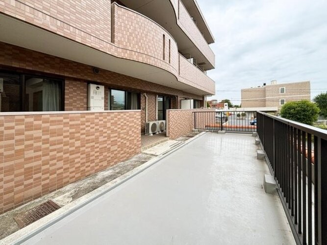 バルコニー バルコニー