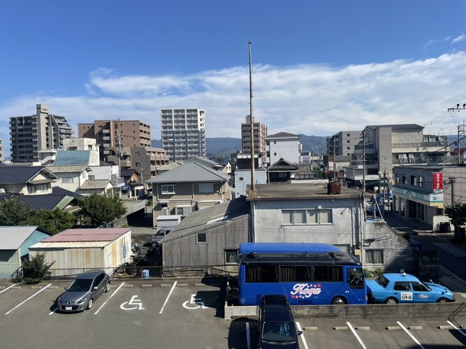 東側バルコニー