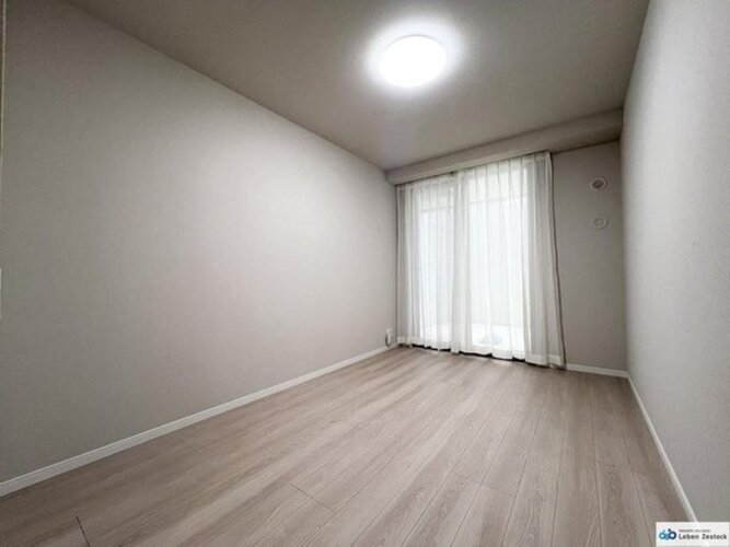 リビング以外の居室 リビング以外の居室