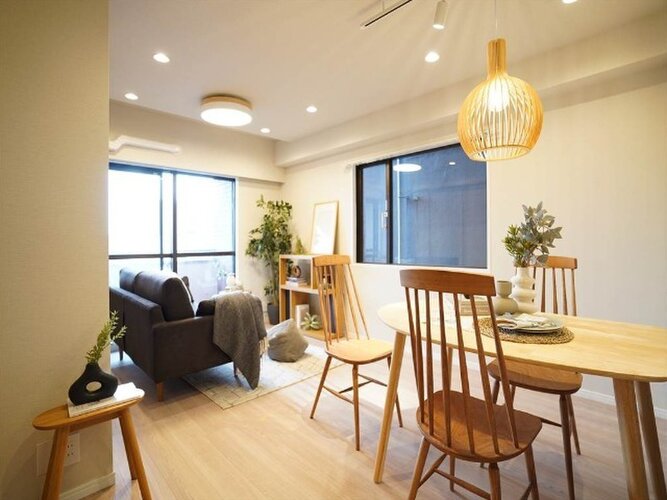 爽やかな風がそよぐ光に溢れた空間。清々しい気持ちになるお部屋です。