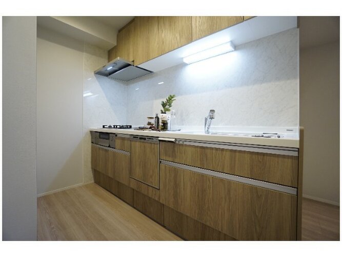 テンポよく進む調理。サクサク進められる後片付け。スタイリッシュなキッチンがサポートいたします。