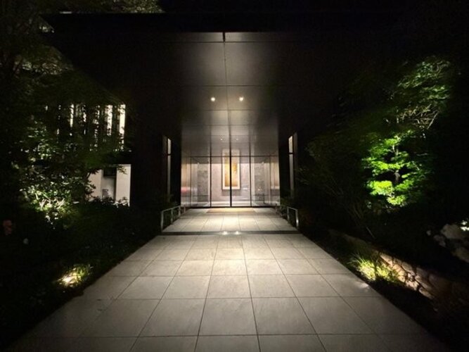 エントランス エントランス