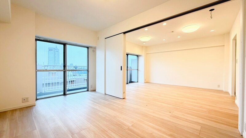 洋室3　＊引戸を開放してリビングとひとつの空間としても利用可＊