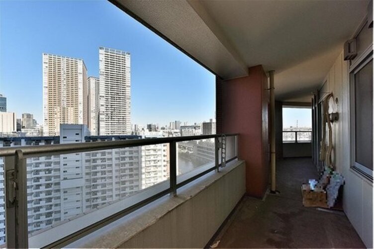 バルコニー バルコニー