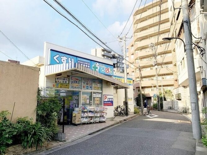 ドラッグストア