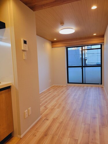 居室 ・お部屋は住まう方の趣味や感性で飾っていただけるように、シンプルな内装で仕上げました。 居室 ・お部屋は住まう方の趣味や感性で飾っていただけるように、シンプルな内装で仕上げました。