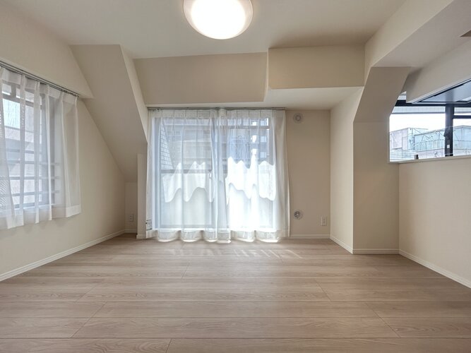 一人ひとりの理想の住まい。実現して頂くためにシンプルなデザインの空間に仕上げました。 一人ひとりの理想の住まい。実現して頂くためにシンプルなデザインの空間に仕上げました。