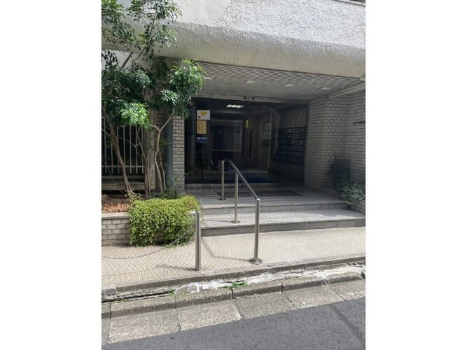 綺麗に管理された共用部。管理体制もマンション選びの大切なポイントです。 綺麗に管理された共用部。管理体制もマンション選びの大切なポイントです。