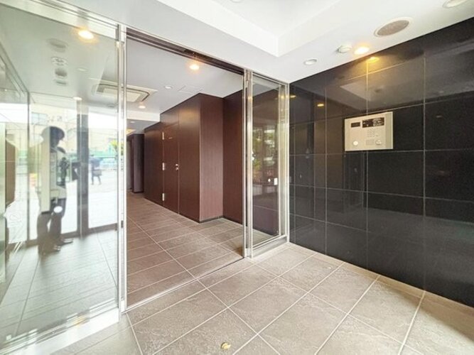 エントランス エントランス