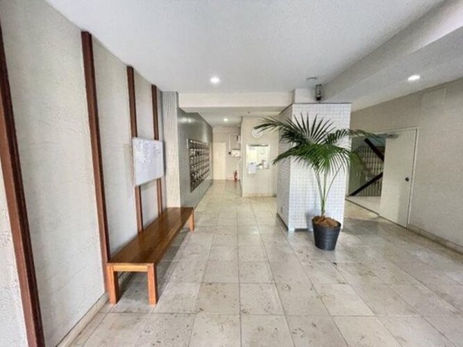 エントランス エントランス