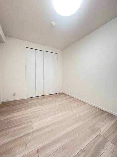 洋室③　約6.1帖