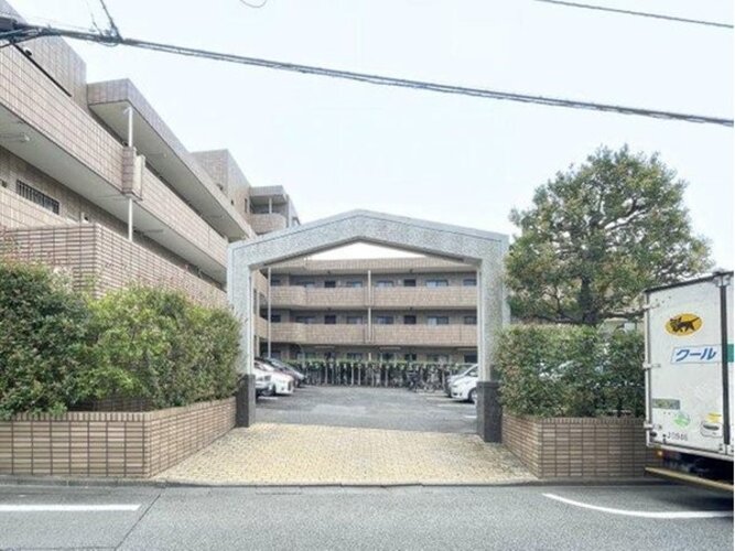 エントランス エントランス